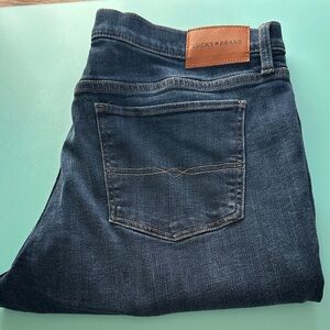 Lucky Brand women’s mid rise sweet boot size 18 (34) 30” inseam